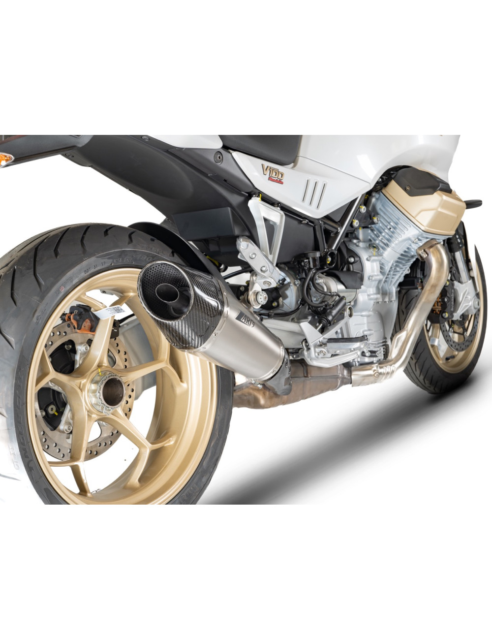 Moto Guzzi V100 Mandello 2023 Titanium Racing or Homologated Exhaust