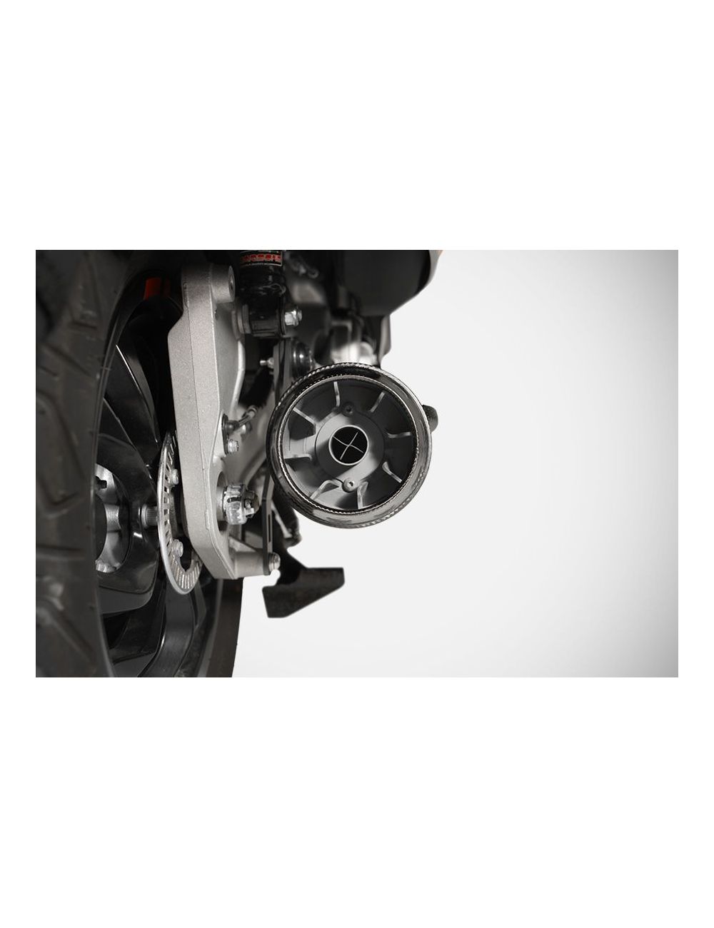 VESPA GTV 300 | SLIP-ON (22-24)
Racing, stainless steel, carbon fiber, titanium