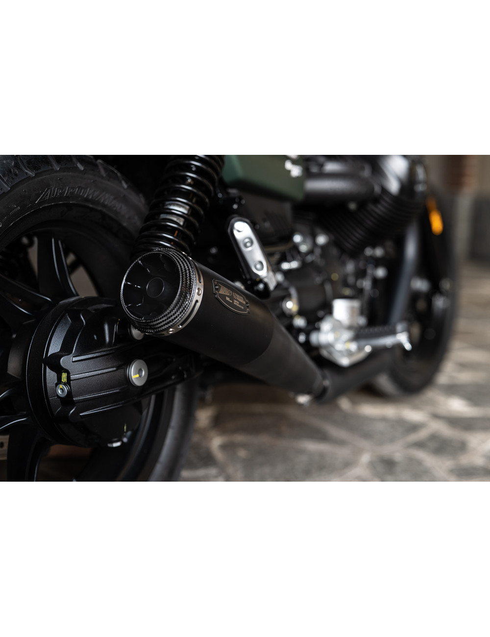 Moto Guzzi V7 850 21-23 Slip-On Limited Edition Silenziatori Omologati