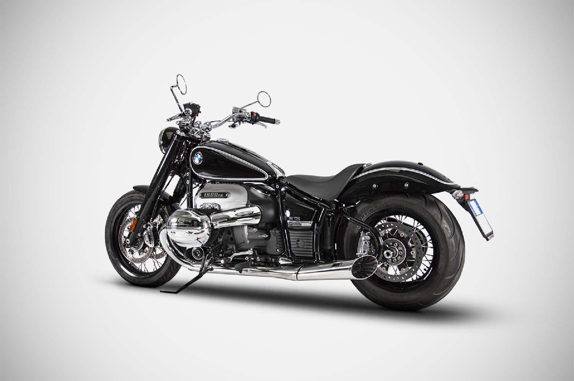 BMW R 18 exhaust