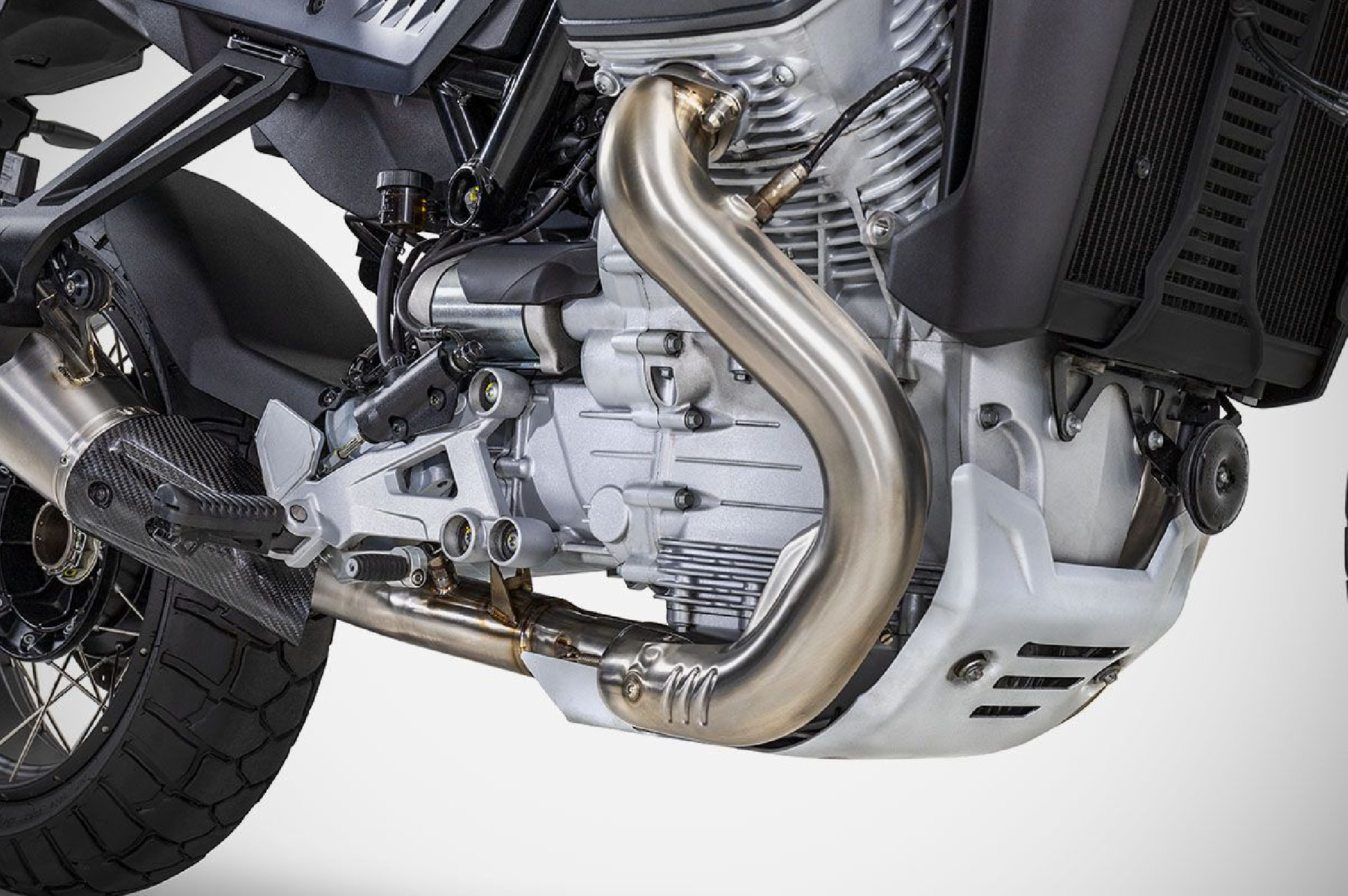 Moto Guzzi Stelvio decat racing 2024 / 2026 steel Zard