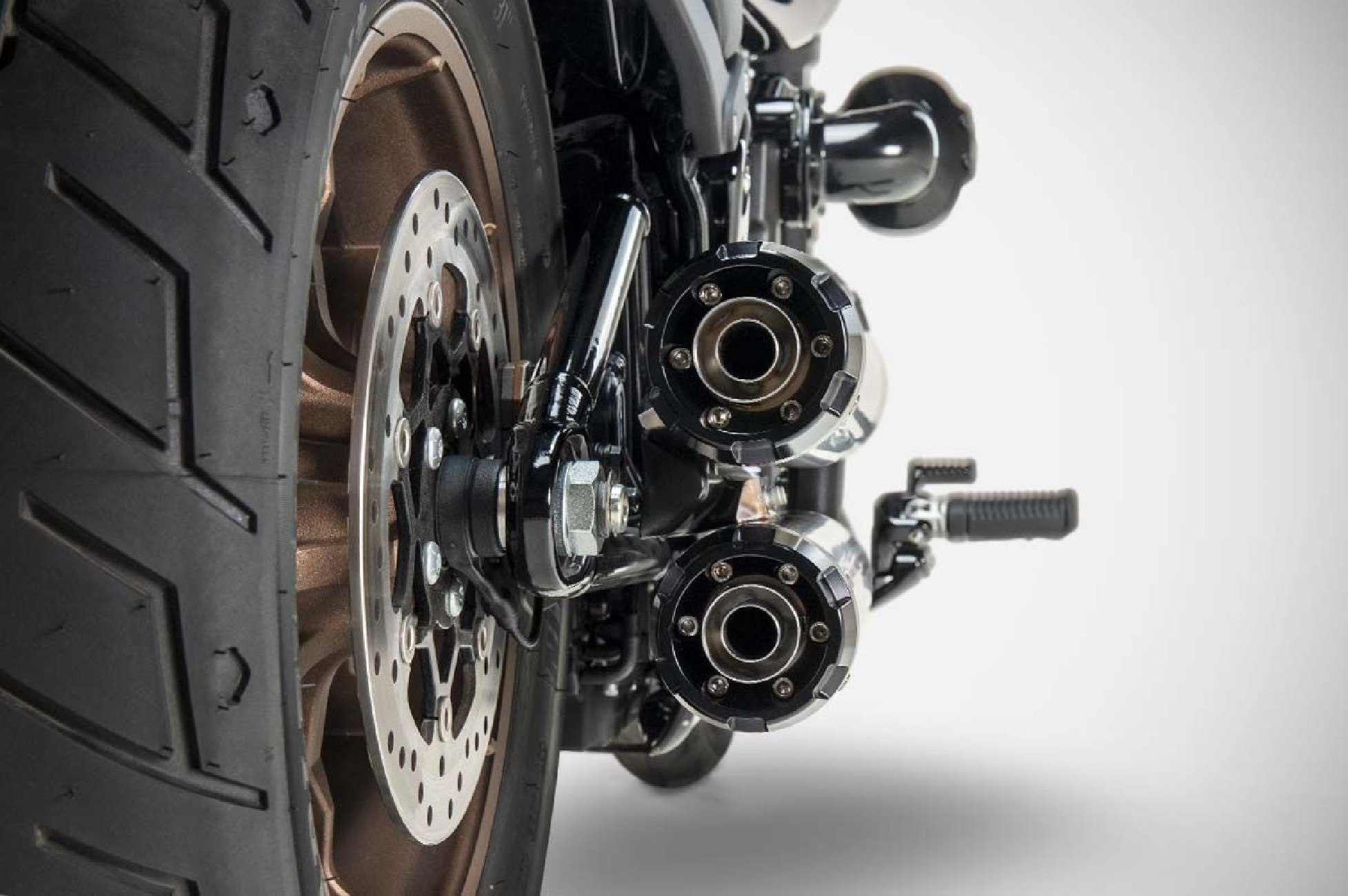 Harley Davidson Breakout 117 - 25-26 sistema di scarico silenziatori sovrapposti Zard