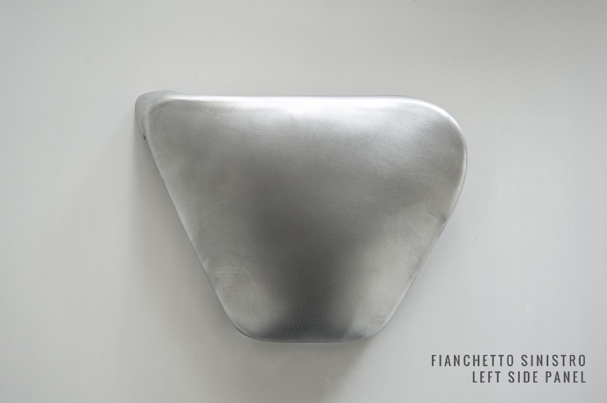 Pannello Sinistro per Triumph Bonneville T120 21-23 Fianchetto Zard