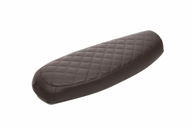 Triumph Bonneville T100/T120 04-17 Slim Saddle Brown Diamonds