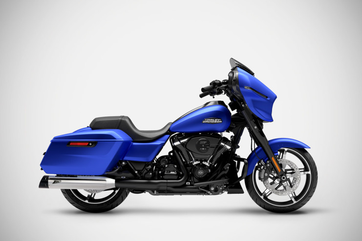 Harley-Davidson Street Glide Zard Slip-ons 25-26 | Cromato