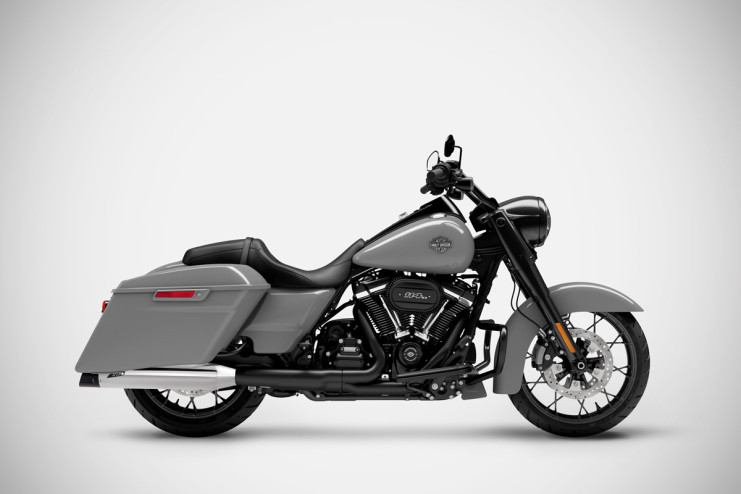 Harley-Davidson Road King Special Zard Slip-ons 2025 | Chrome