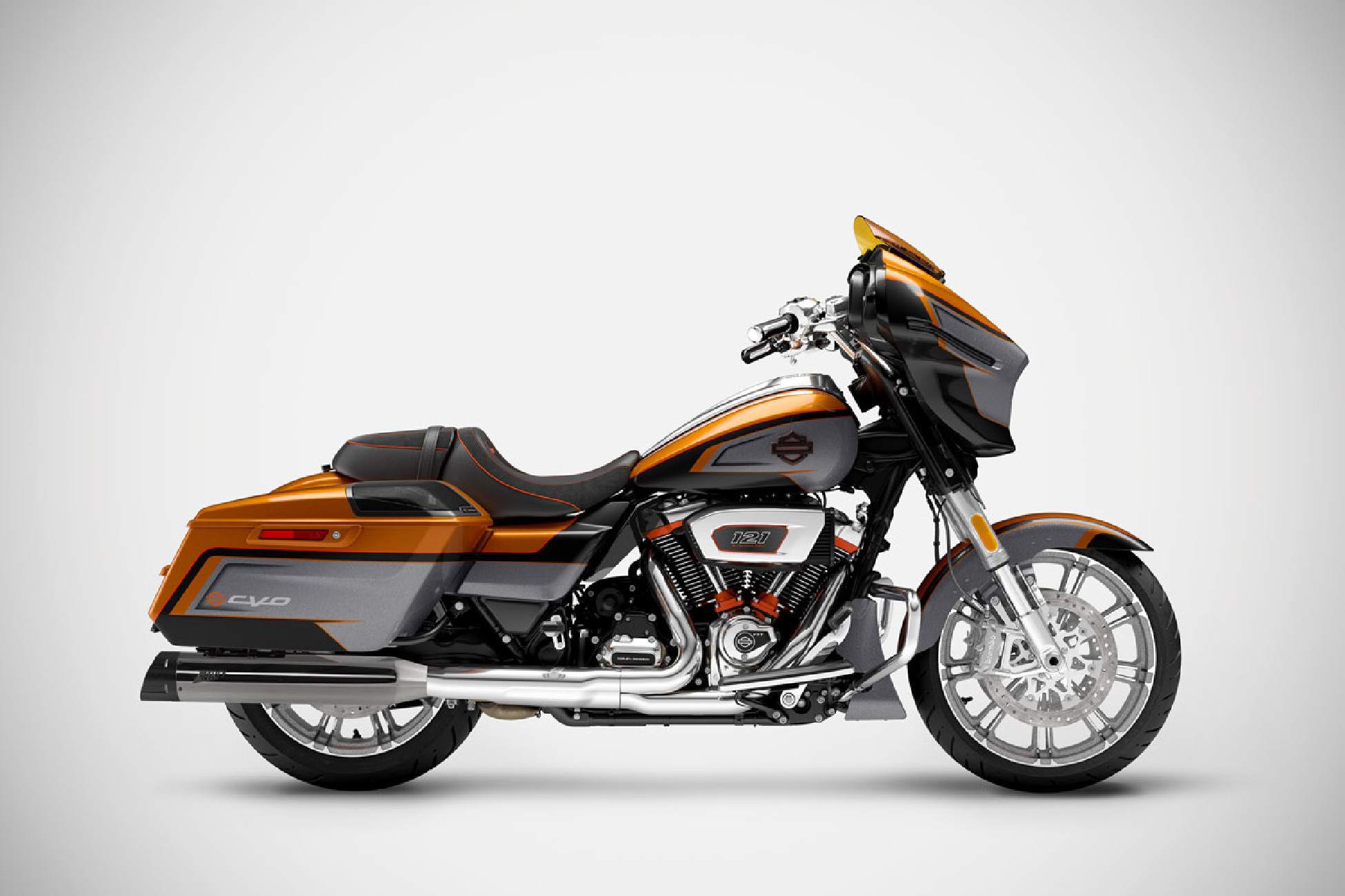 Harley-Davidson CVO Street Glide Zard Slip-ons 25-26 | Chrome Black