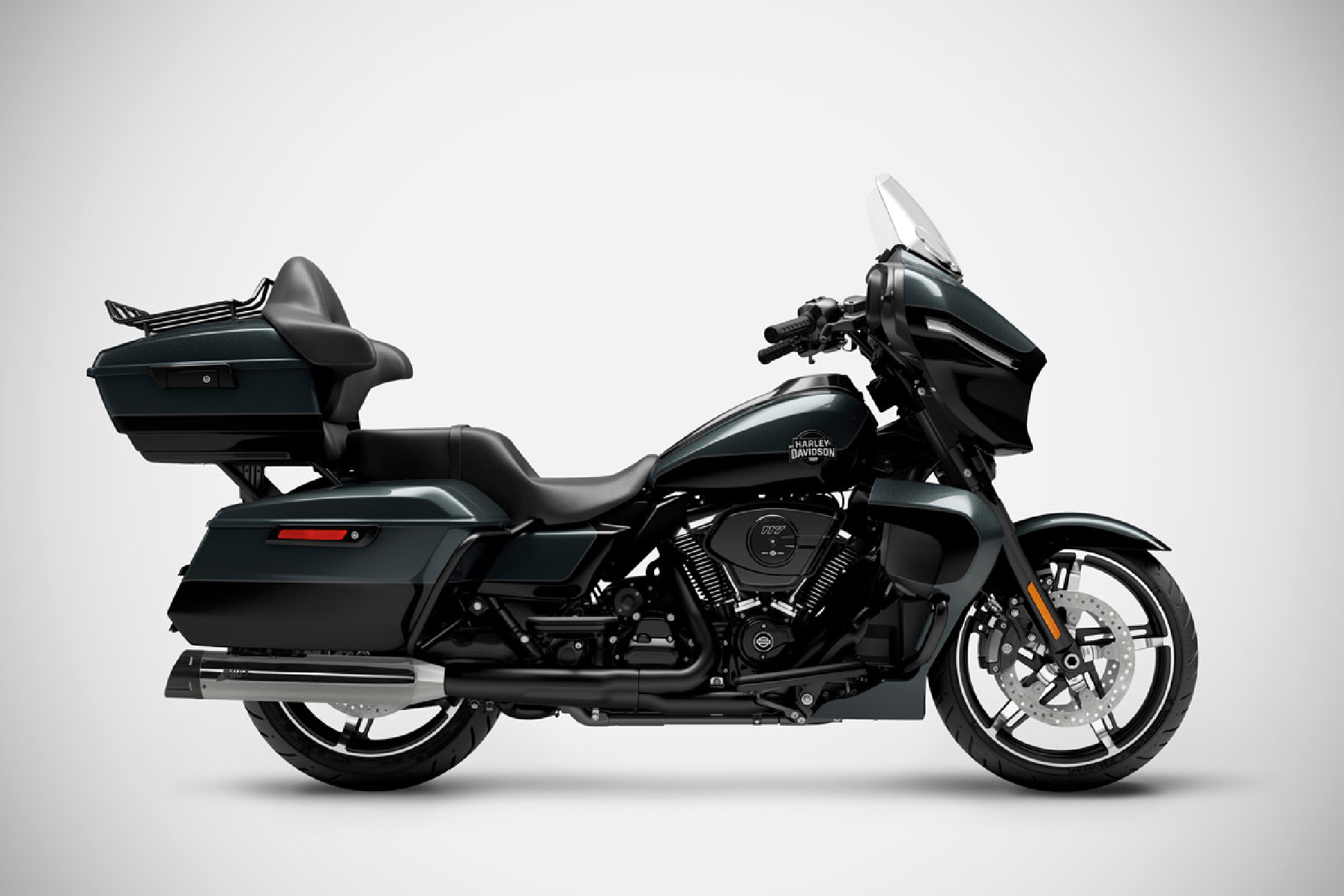 Harley-Davidson Street Glide Ultra Zard Slip-ons 2025 | Chrome Black